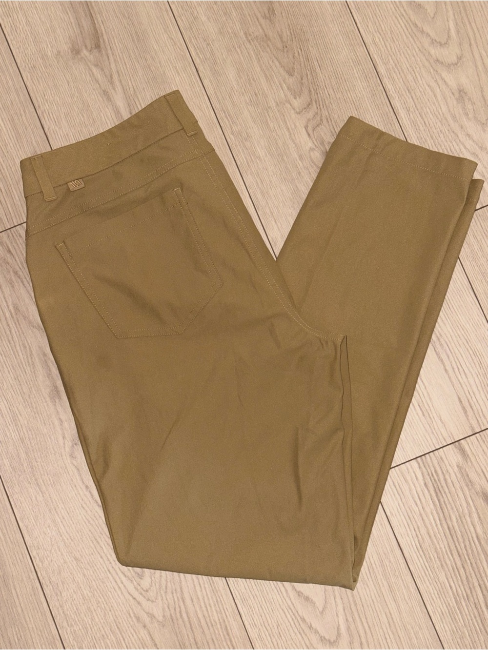 VRST Mens 32x32 Khaki Tan Slim Straight Limitless Performance Golf Chino Pants
